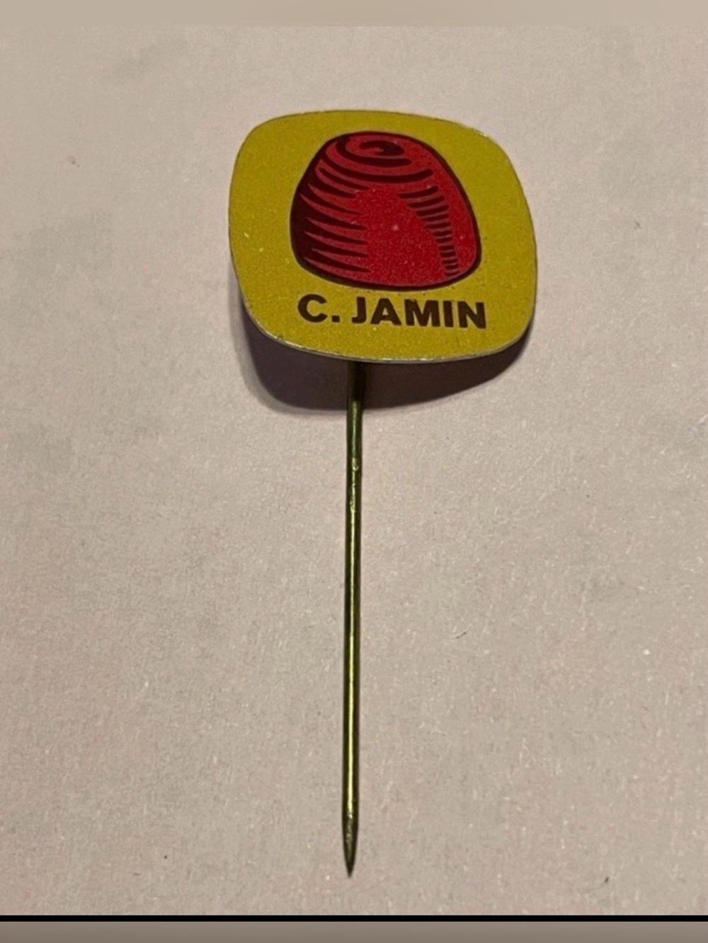 C. Jamin Chocolates Holland c.1960's Advertisement Tin Pin #9314